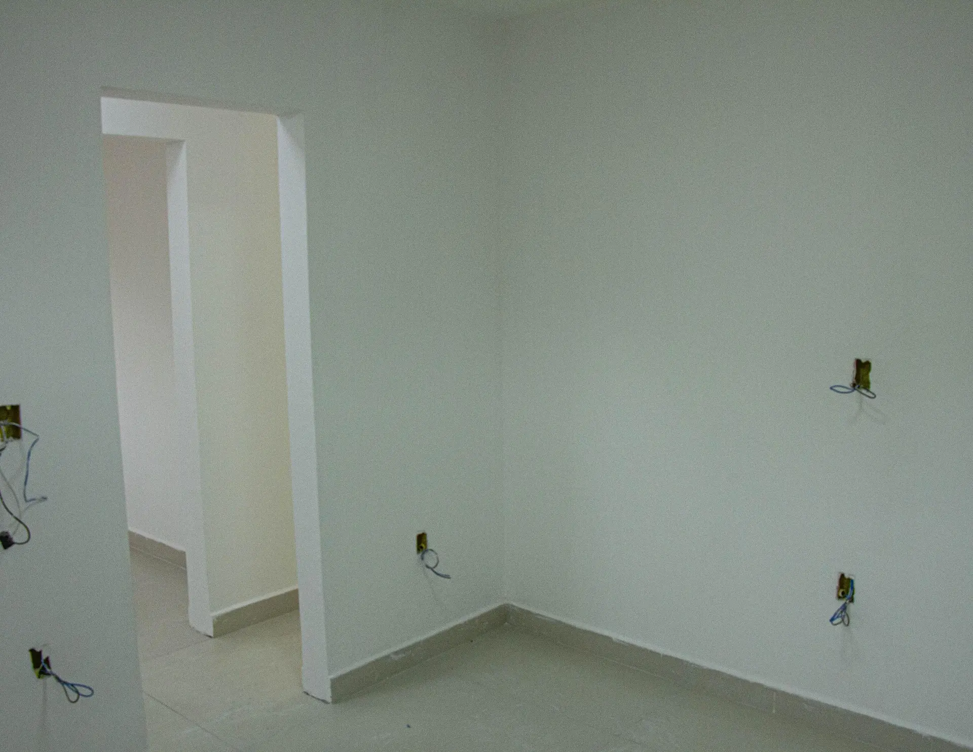 House with 2 bedrooms and a balcony — photo 12