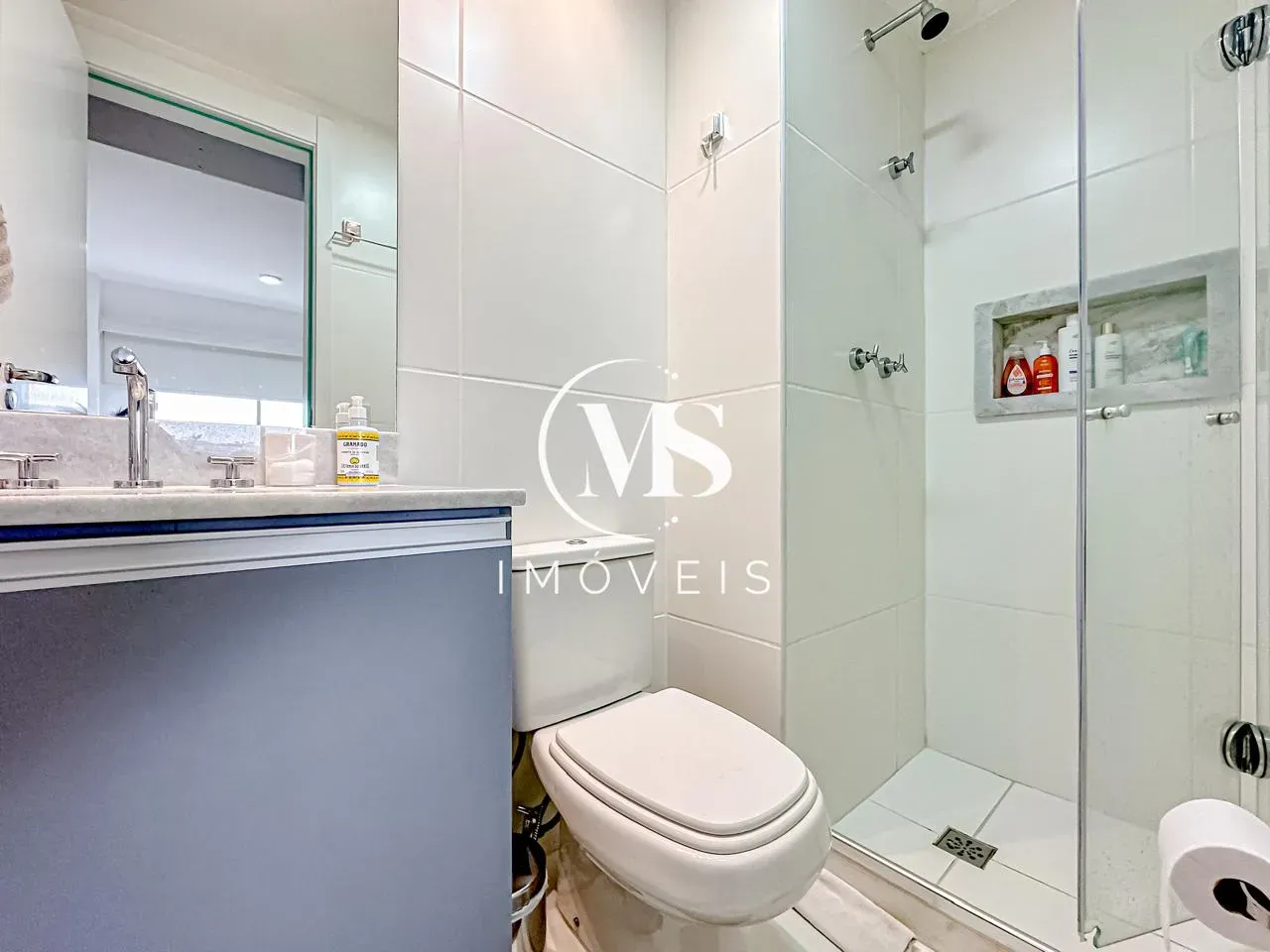 Furnished apartment, 66 m², with a washing machine — photo 24