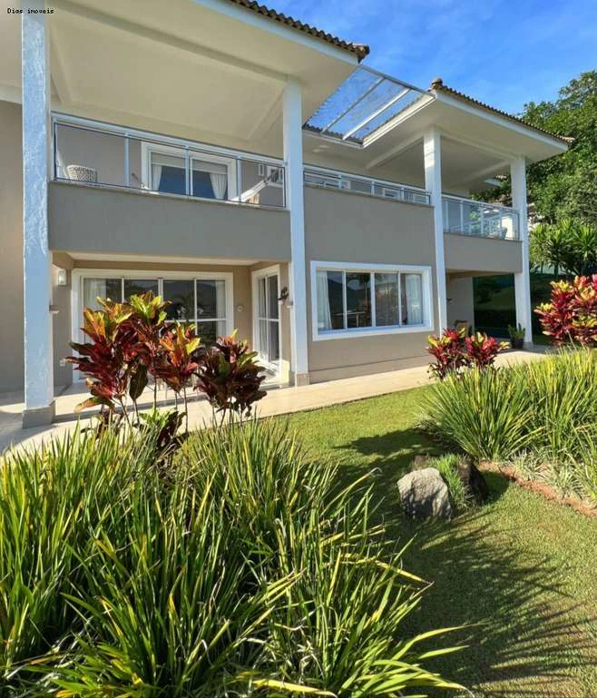 House with 4 en-suite bedrooms, 6 baths and 3 parking — photo 18