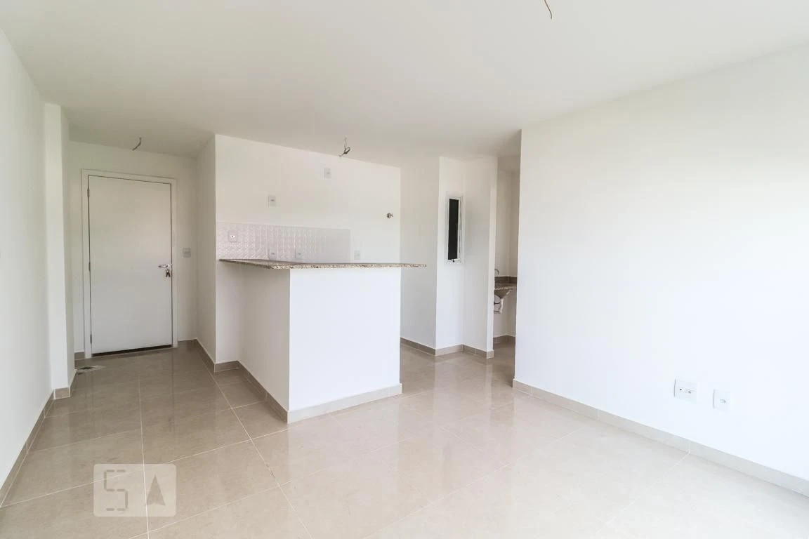 Furnished 1-bedroom apartment with a glassed balcony — photo 50