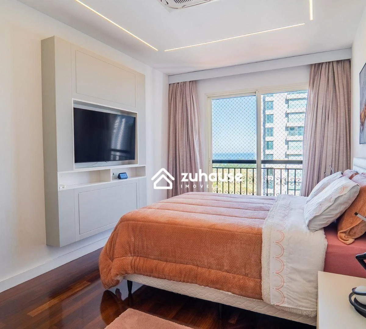 Duplex furnished penthouse 600 m² with 4 en-suite and parking — photo 9