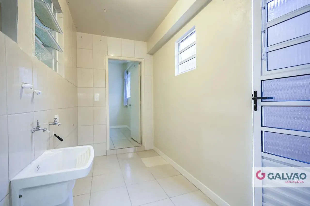 Apartamento con cocina cerrada y 3 dormitorios — photo 12