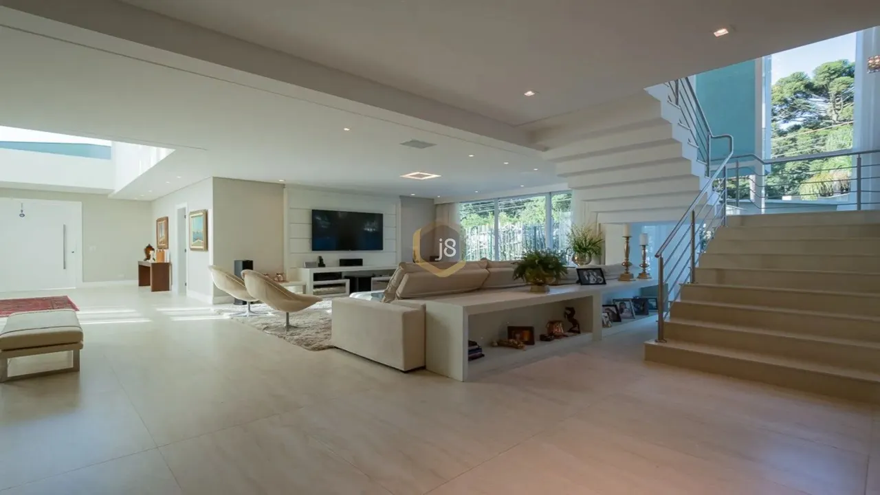 Будинок у закритому комплексі 775 м² з 4 спальнями — photo 8