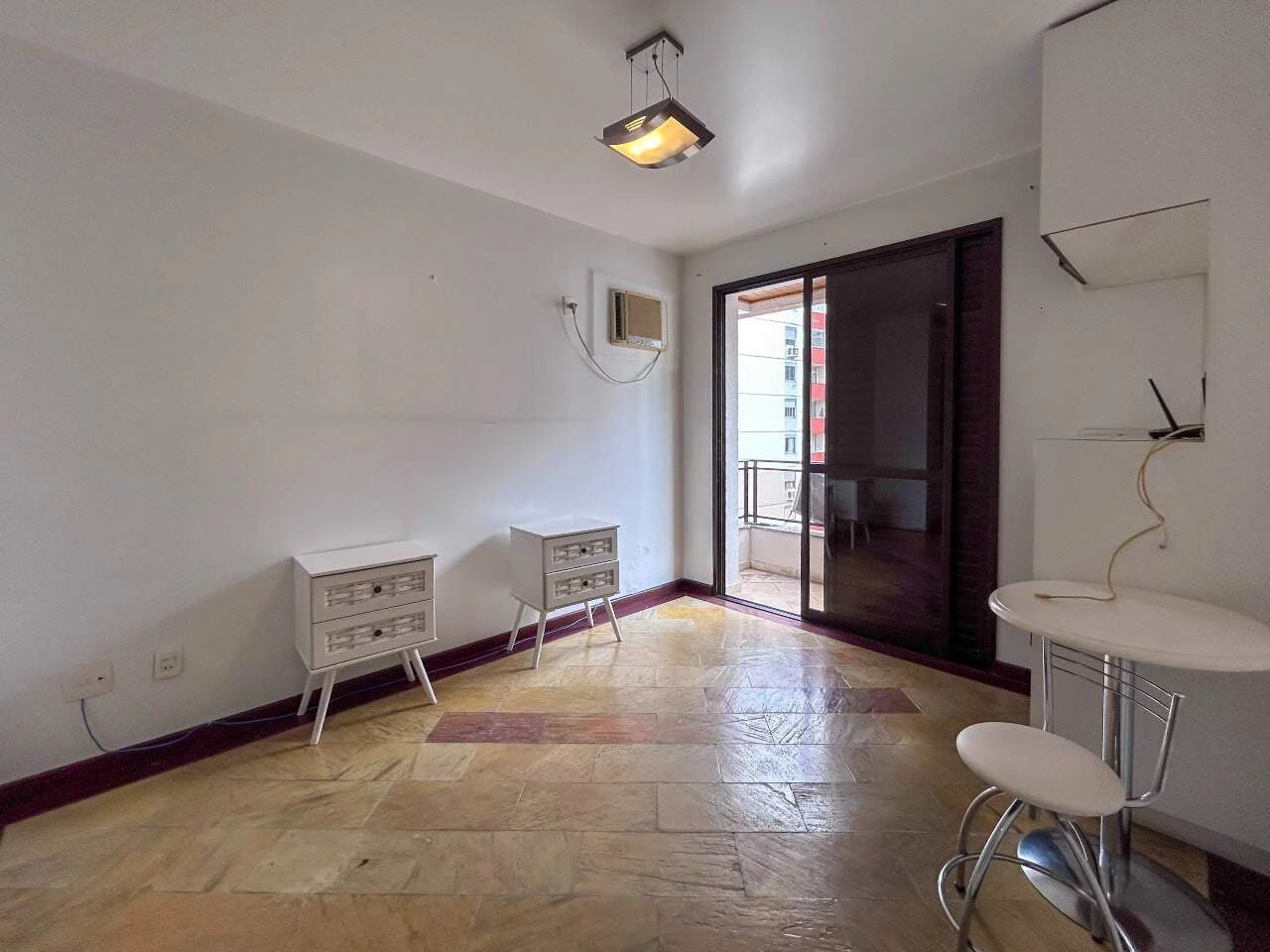 3-bedroom apartment with a home office — photo 17