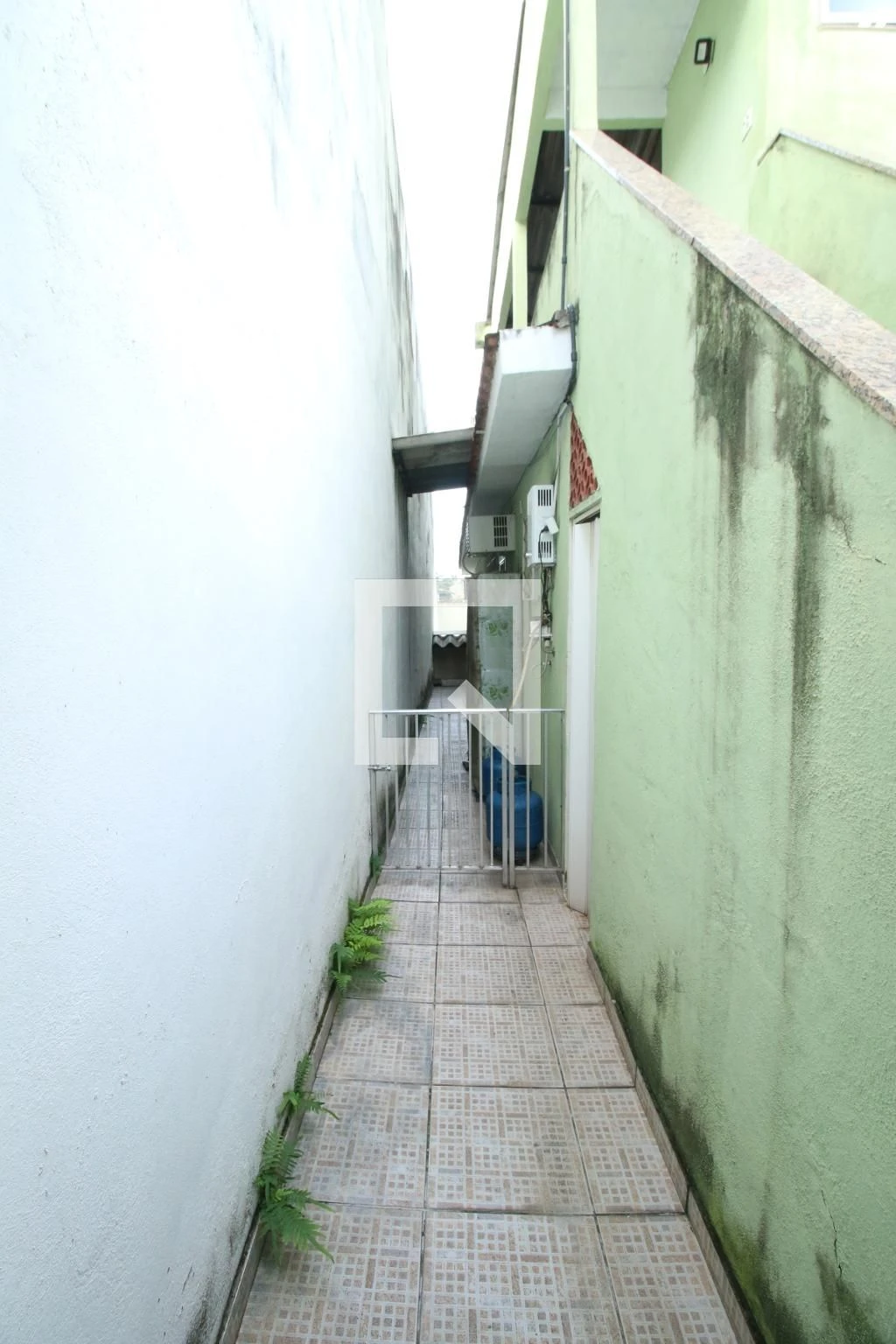 Unfurnished house for rent with 4 bedrooms and private garden — photo 65