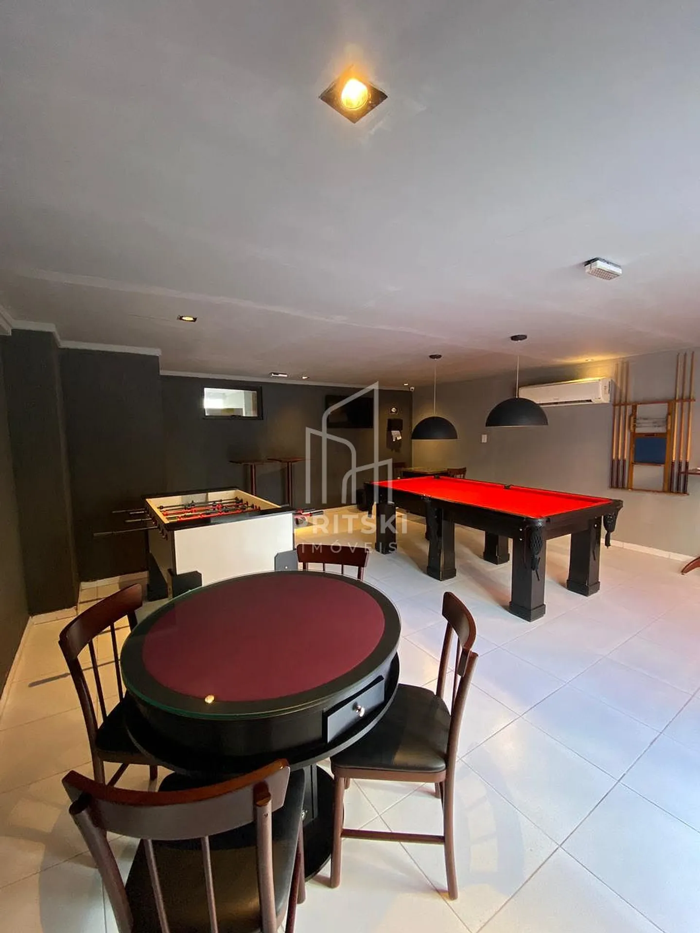 2-bedroom apartment in a building with a sauna — photo 11