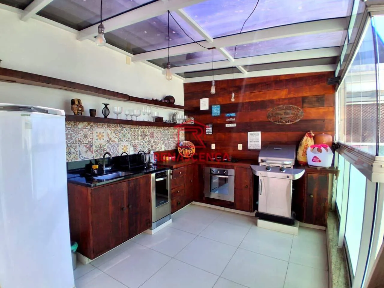 Duplex apartment with 3 bedrooms and 4 bathrooms — photo 2