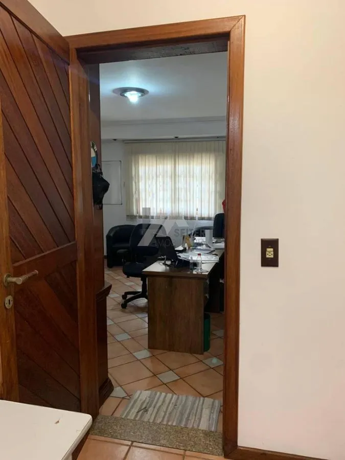 Furnished house with a workspace and 5 bedrooms — photo 38