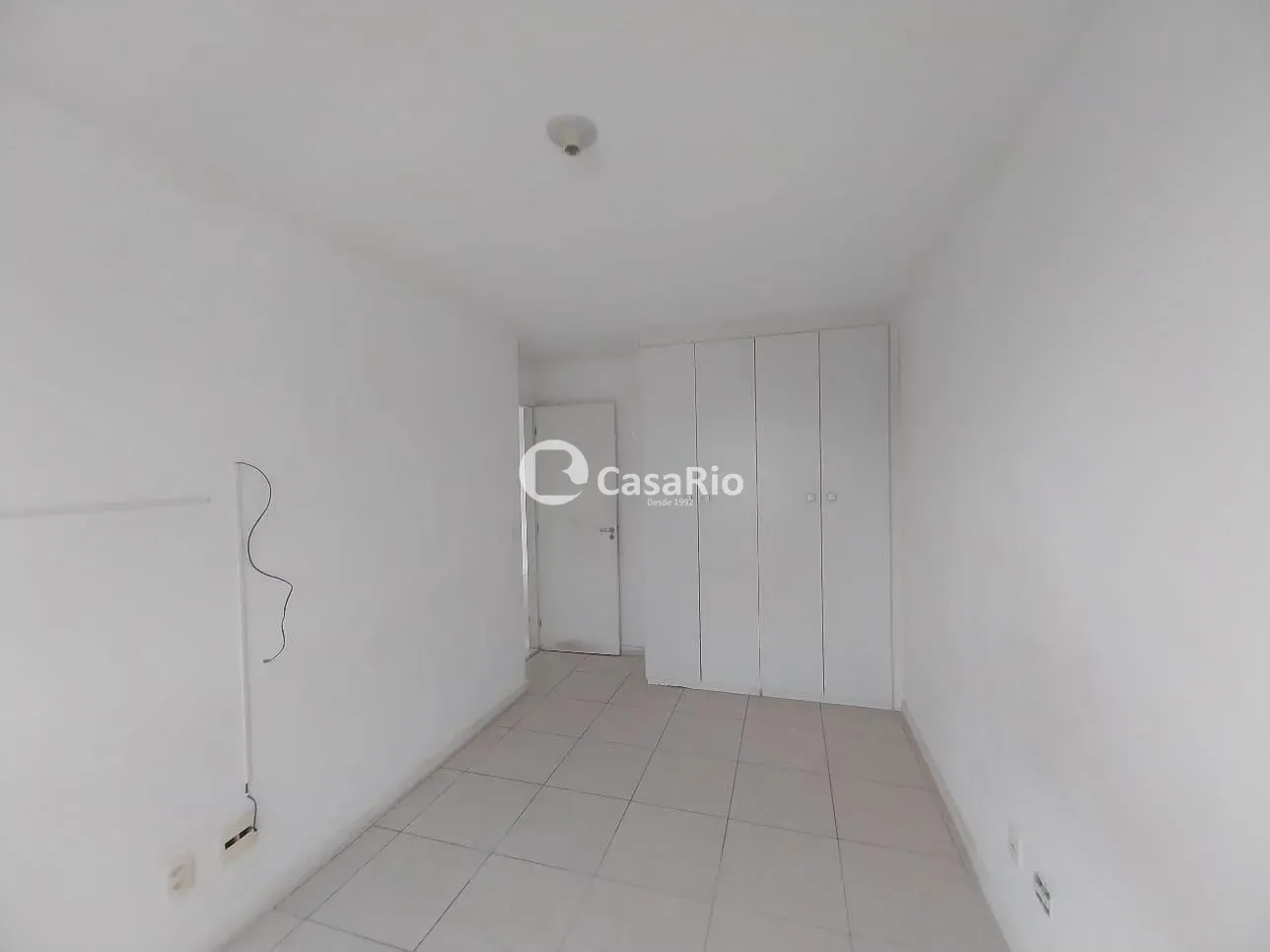 2-bedroom apartment in a building with a pool — photo 11
