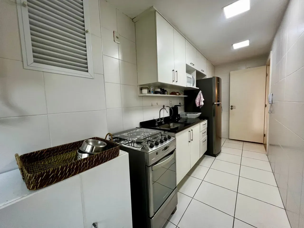 Apartamento mobiliado com 2 quartos e cozinha a gás — photo 3