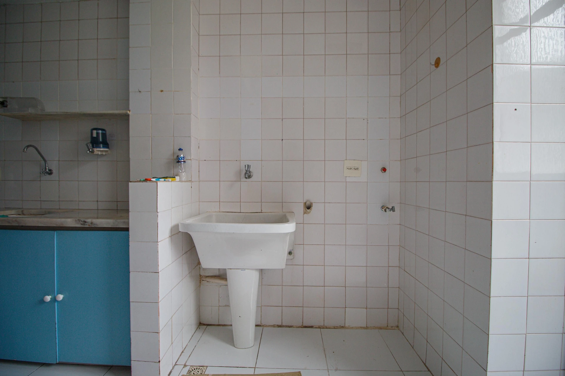 Unfurnished 2-bedroom apartment with 3 bathrooms — photo 21