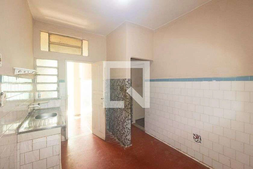 Квартира 70 м² с 1 спальней и балконом — photo 13