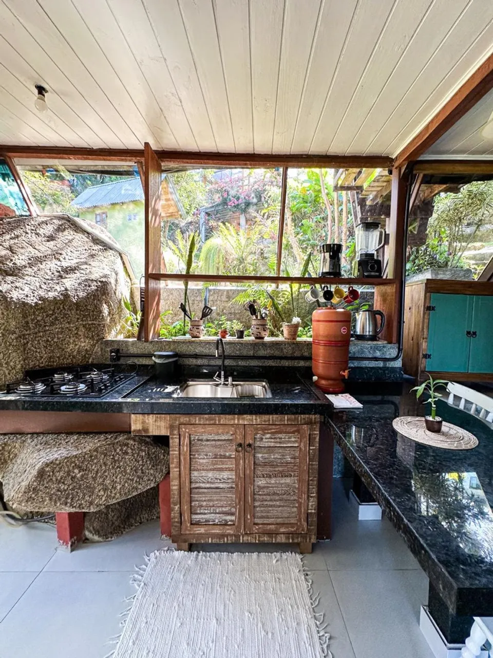 Furnished house, 135 m², with a water view — photo 5