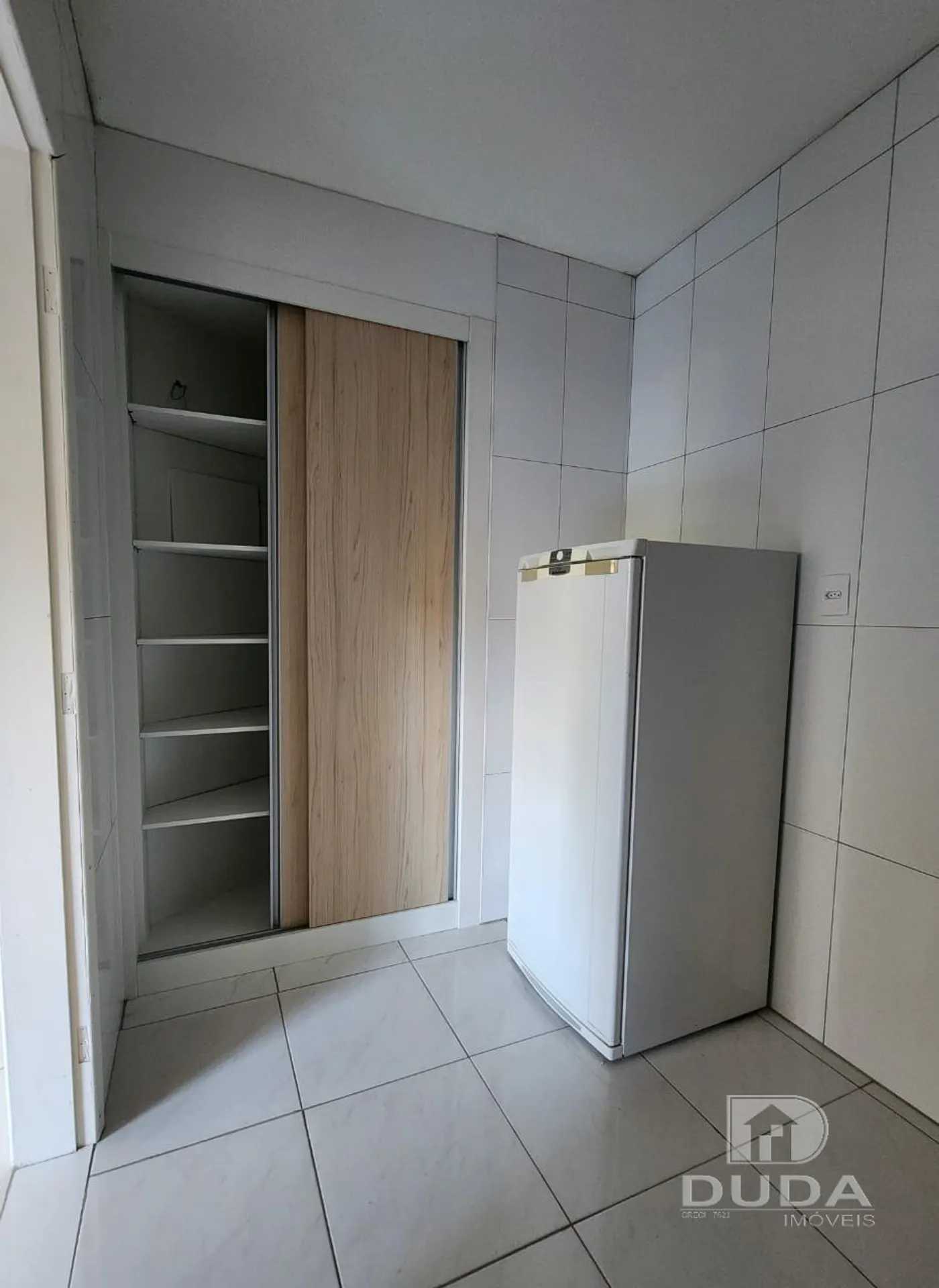 Furnished 1-bedroom apartment with gas stove — photo 4