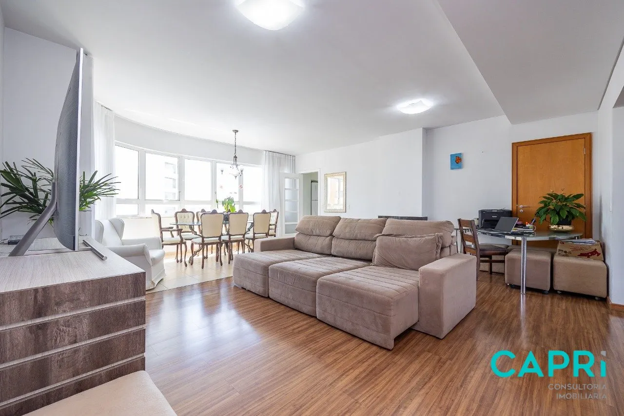 Furnished 318 m² apartment with 4 bedrooms and 3 parking — photo 24