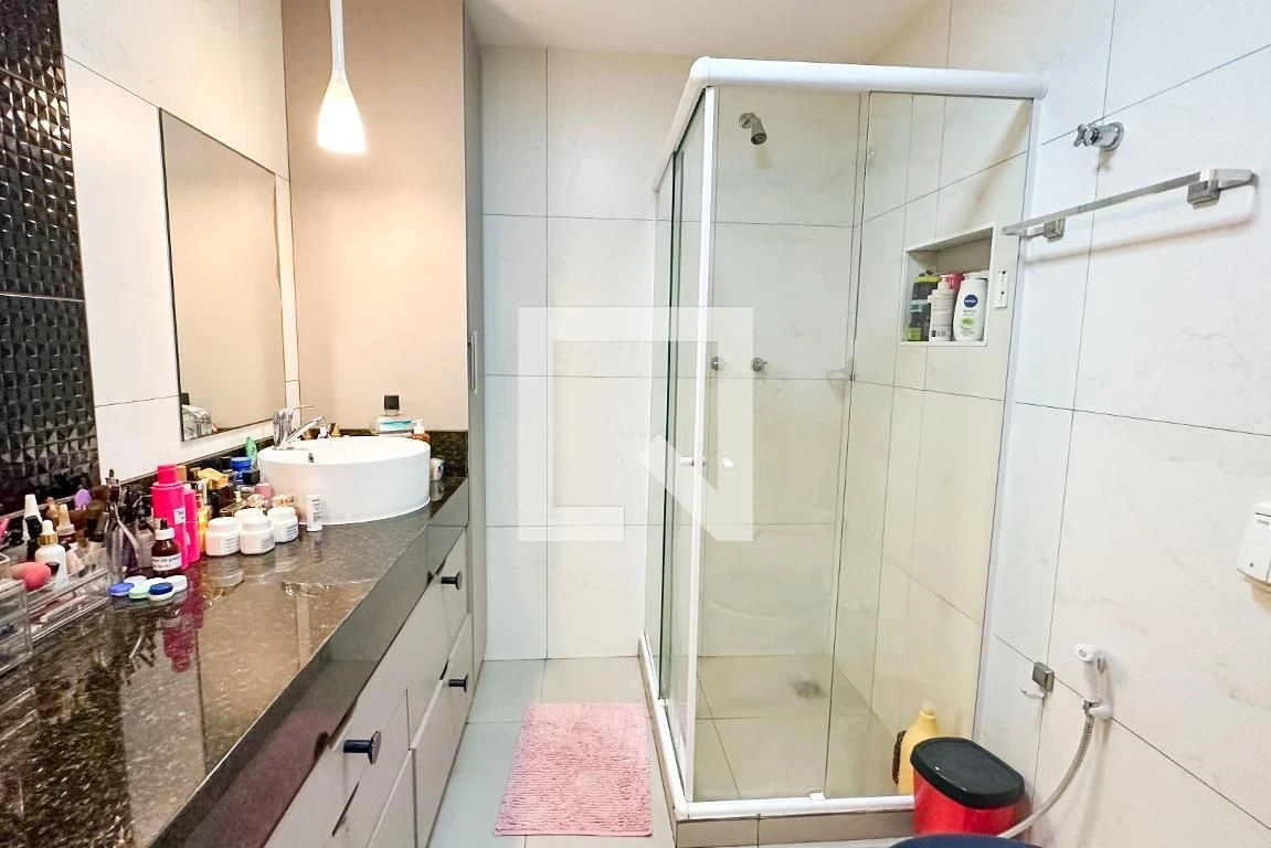 Furnished apartment, 144 m², with a walk-in closet — photo 39