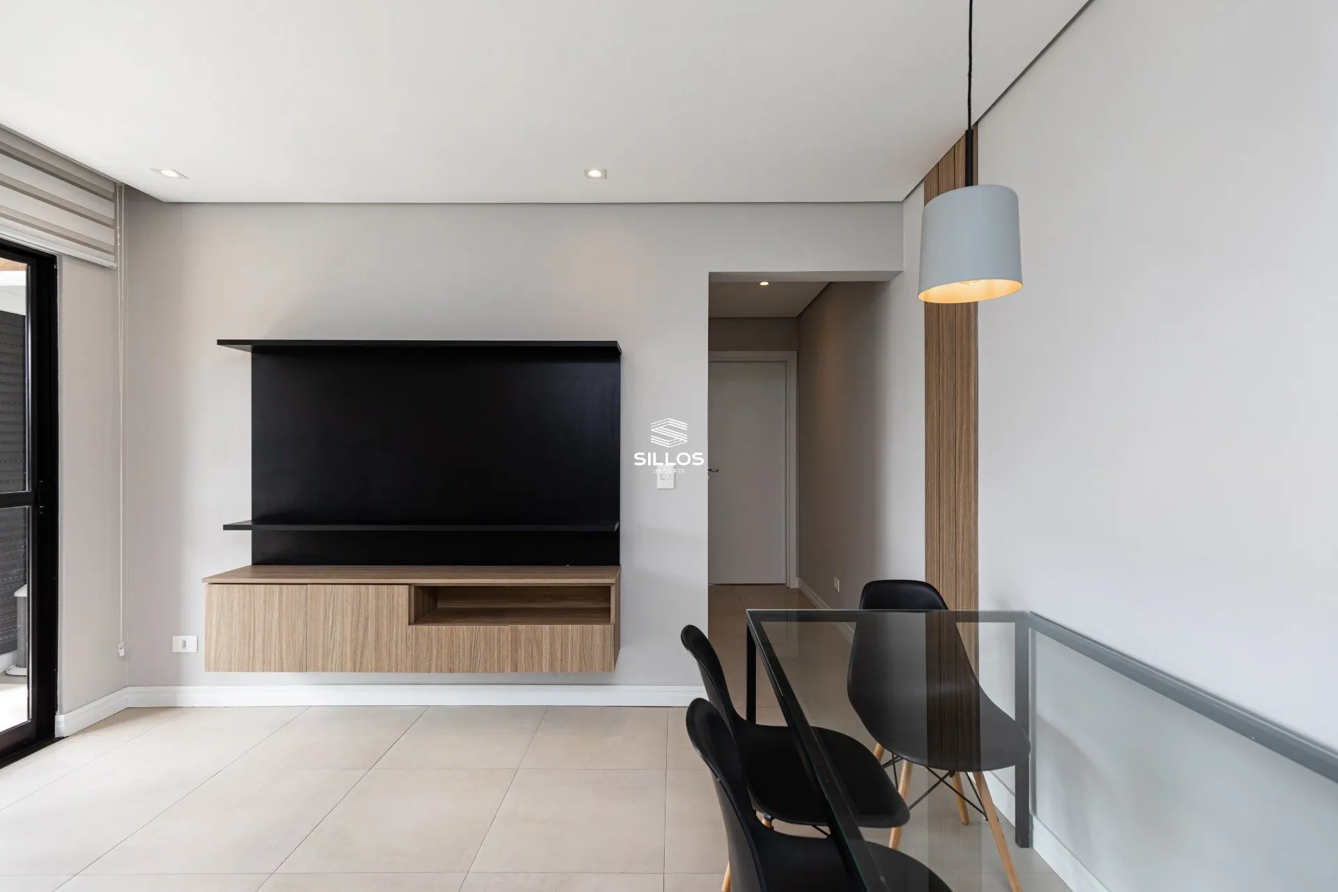 2-bedroom apartment with a grill on the balcony in Curitiba — photo 4