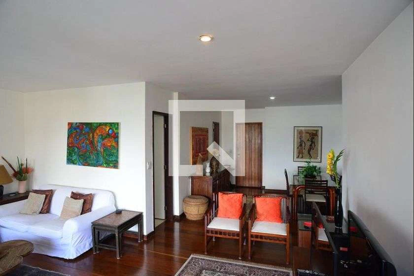139 m² apartment with glassed-in balcony and 2 parking spots — photo 19