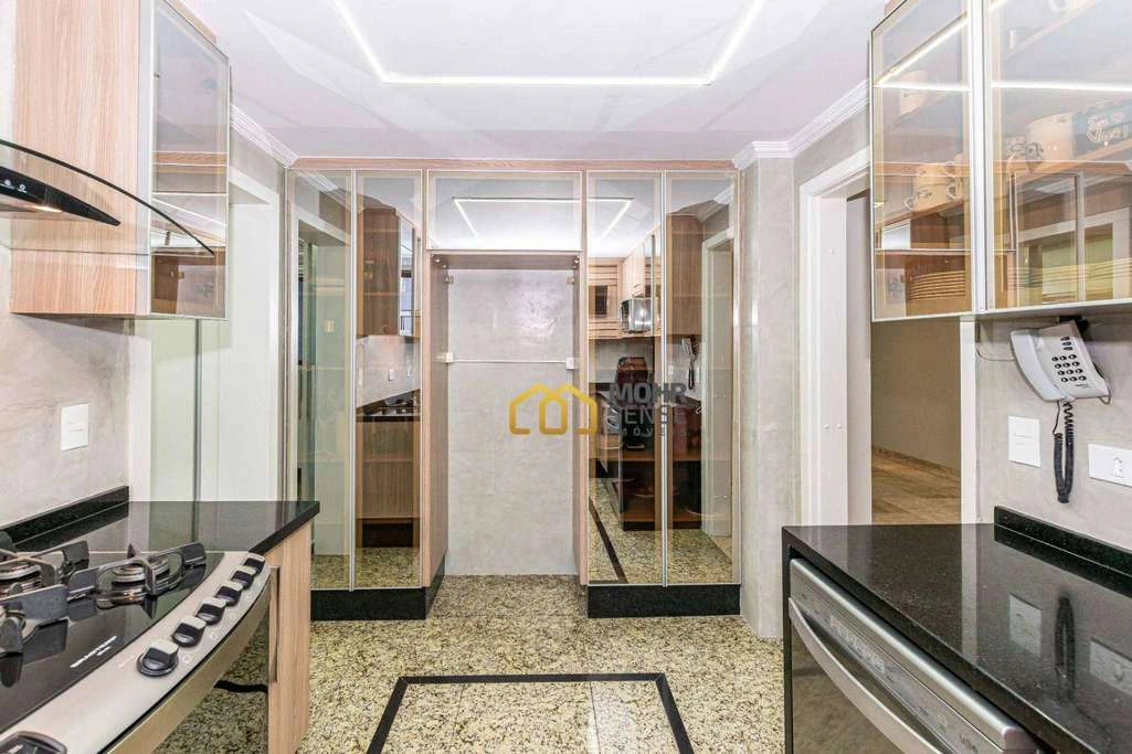 Unfurnished apartment with 4 en-suite rooms and 540 m² — photo 2