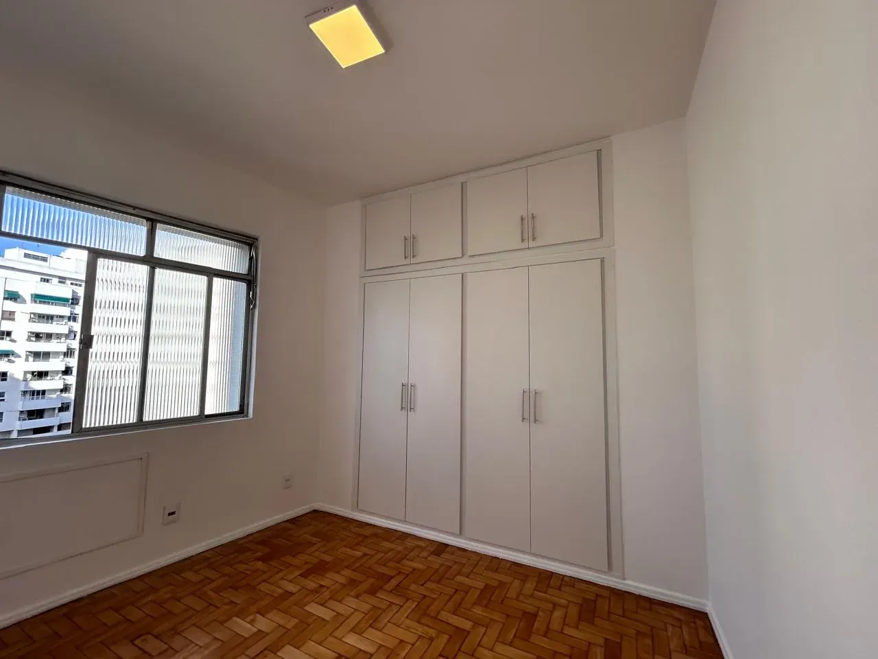 2-bedroom apartment with 2 bathrooms and 1 parking spot — photo 4