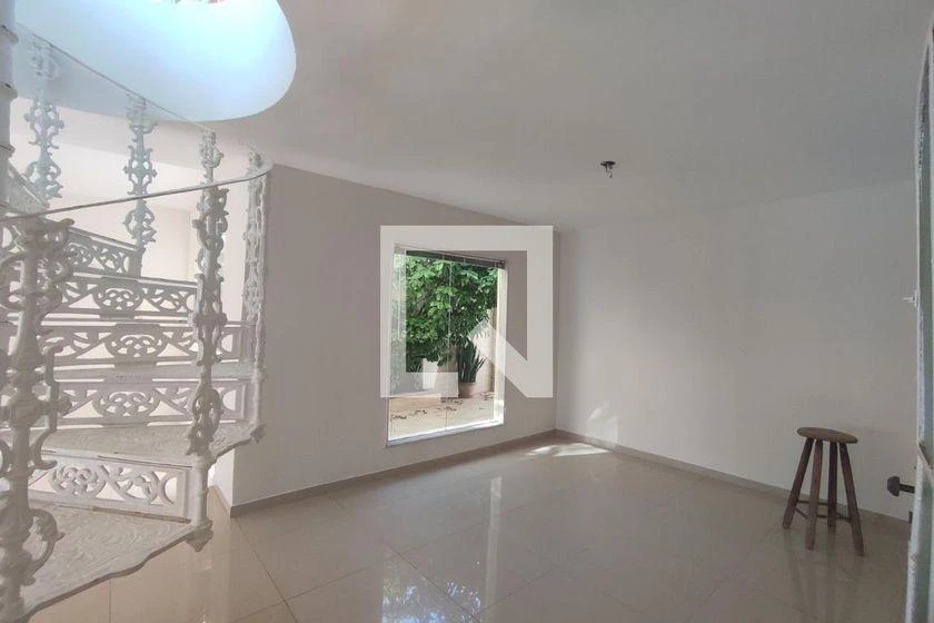 600 m² house with 5 bedrooms and balcony barbecue — photo 38