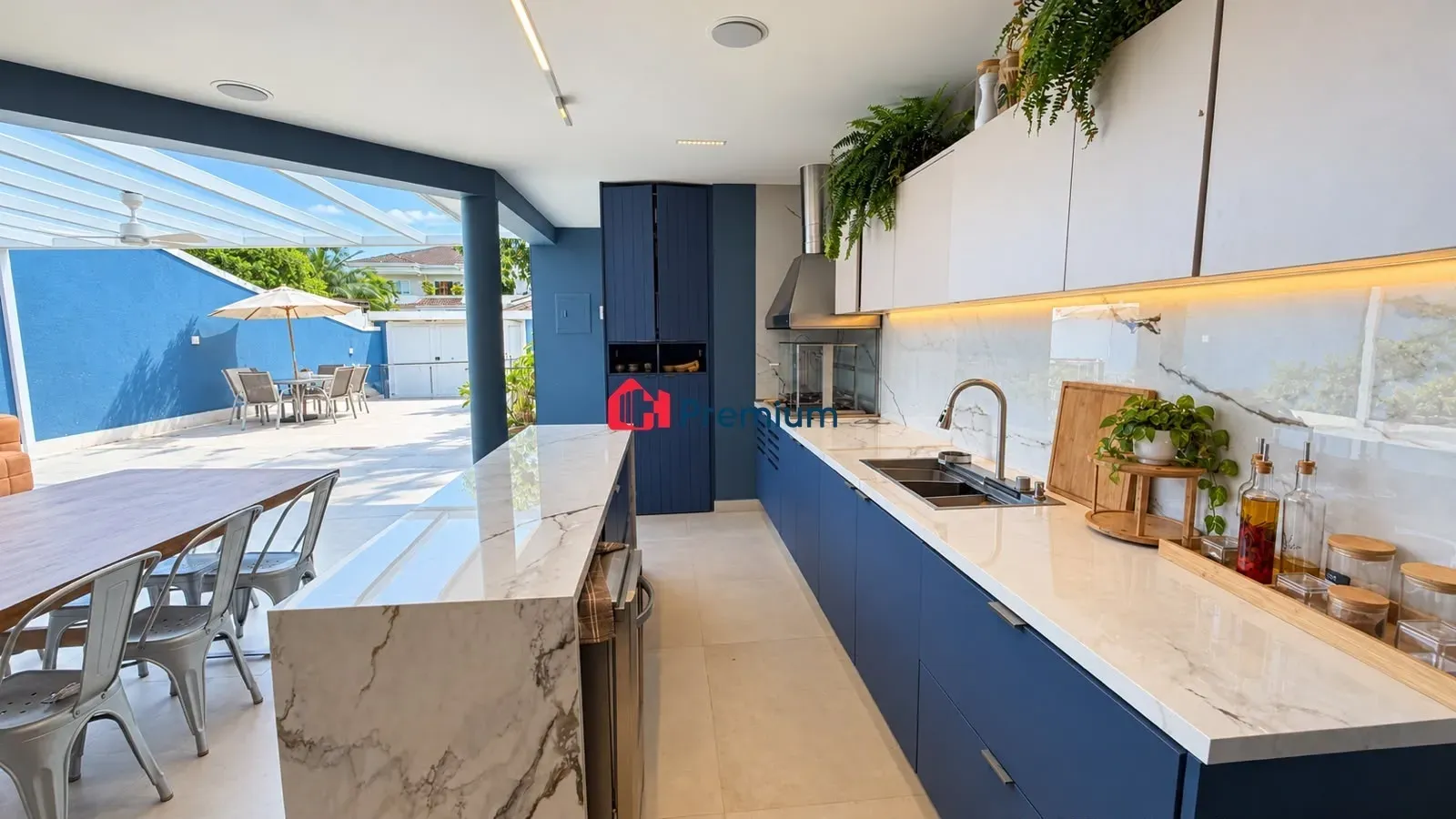 Washing machine in a 5-bedroom house, 350 m² — photo 2
