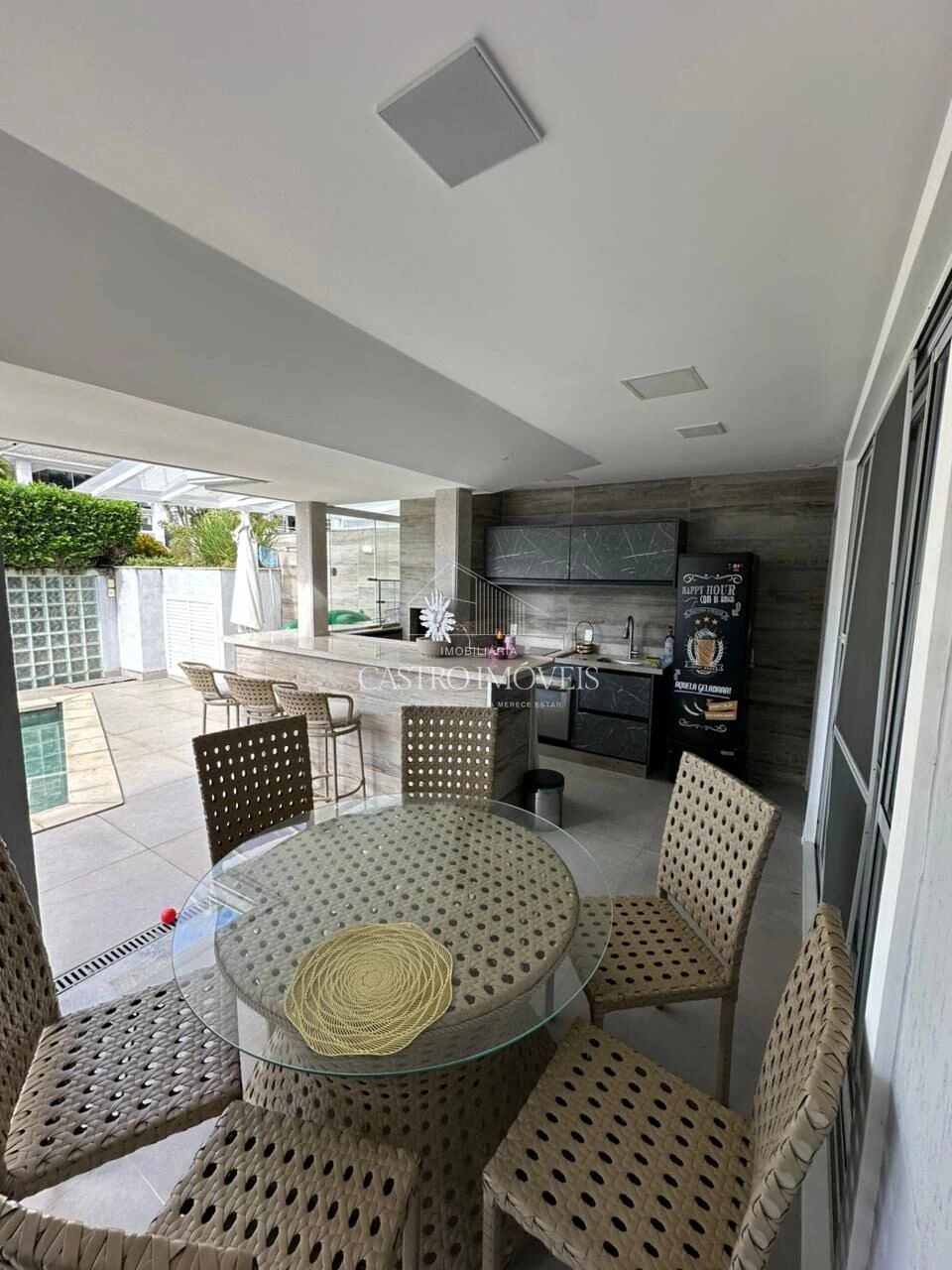 Furnished duplex house with 220 m² and 4 bedrooms — photo 27