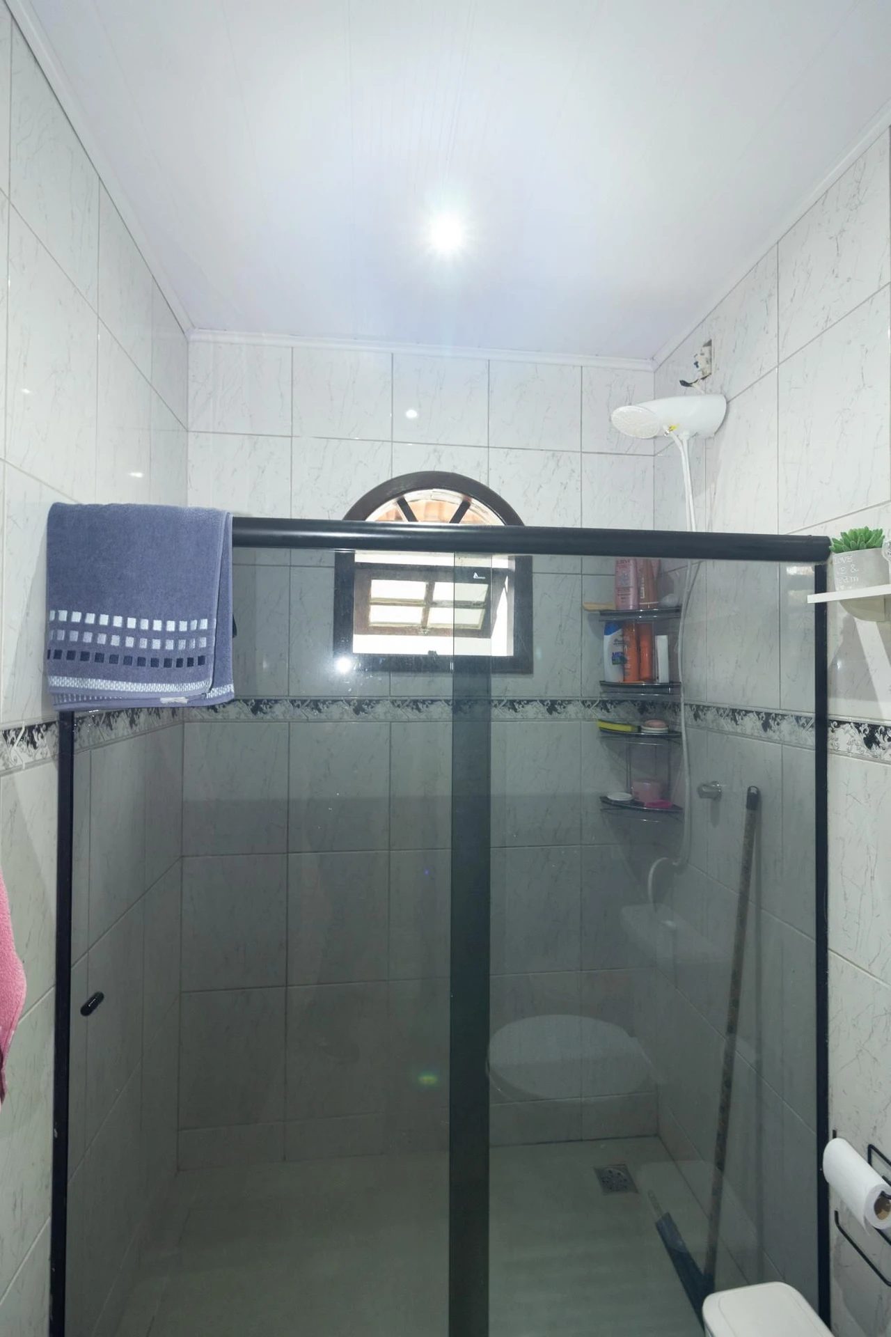 Будинок 120 м² із садом та балконом із грилем — photo 41