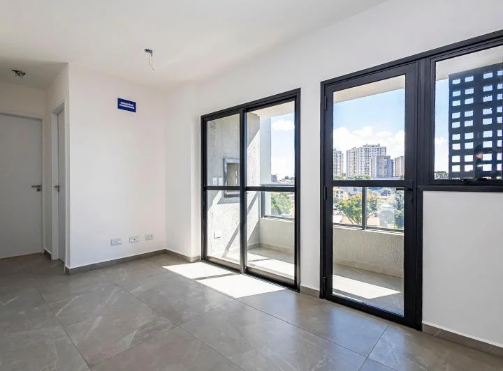 Apartamento de 2 quartos com 84 m² e piso cerâmico — photo 4
