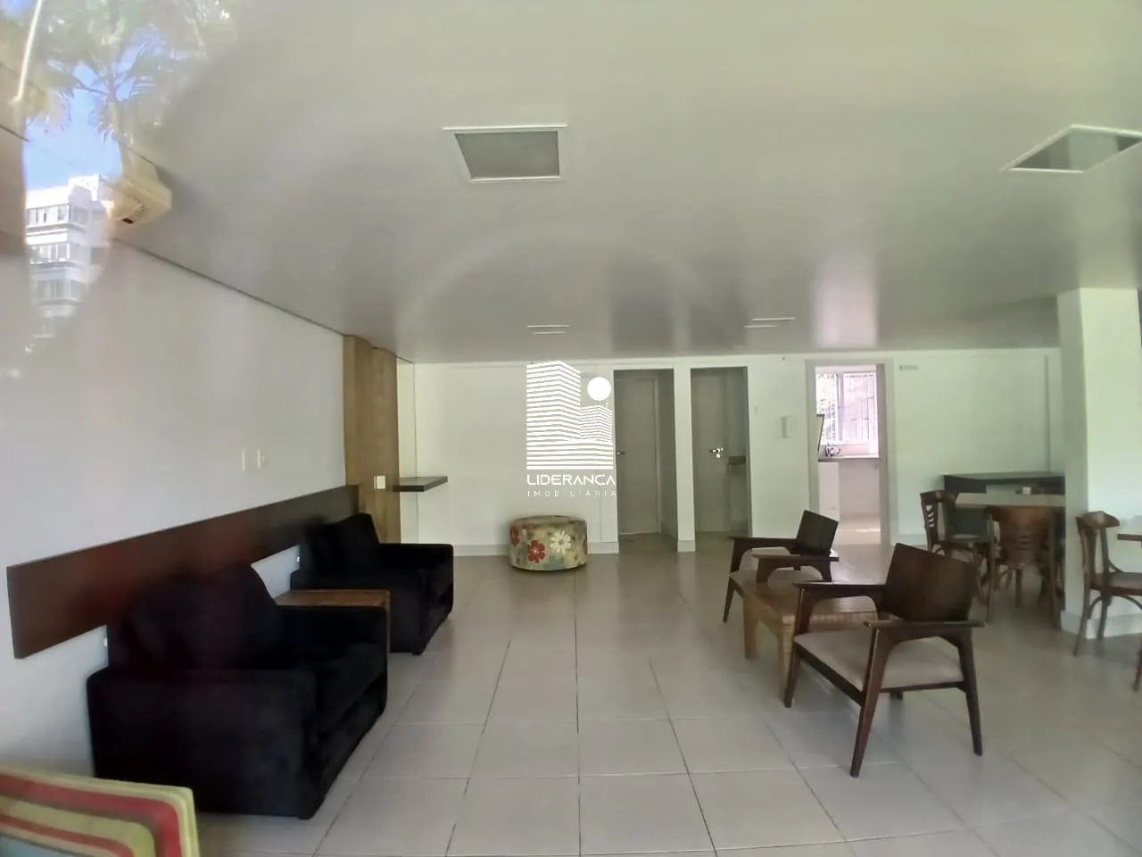 Apartamento de 3 dormitórios com cozinha a gás, 154 m² — photo 38