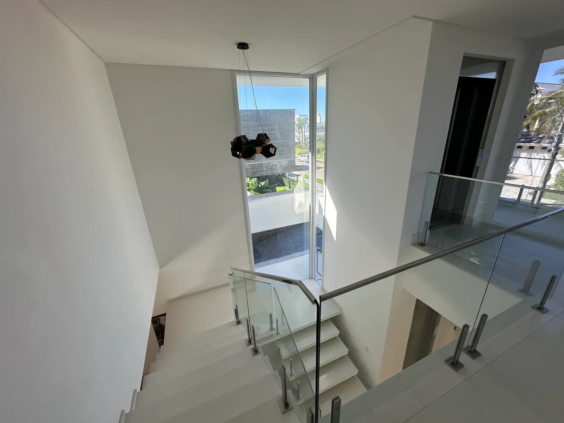 Casa mobiliada com 9 suítes e jacuzzi no prédio — photo 30