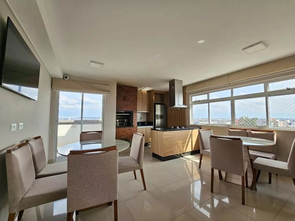 One-bedroom apartment with a grill on the balcony — photo 22