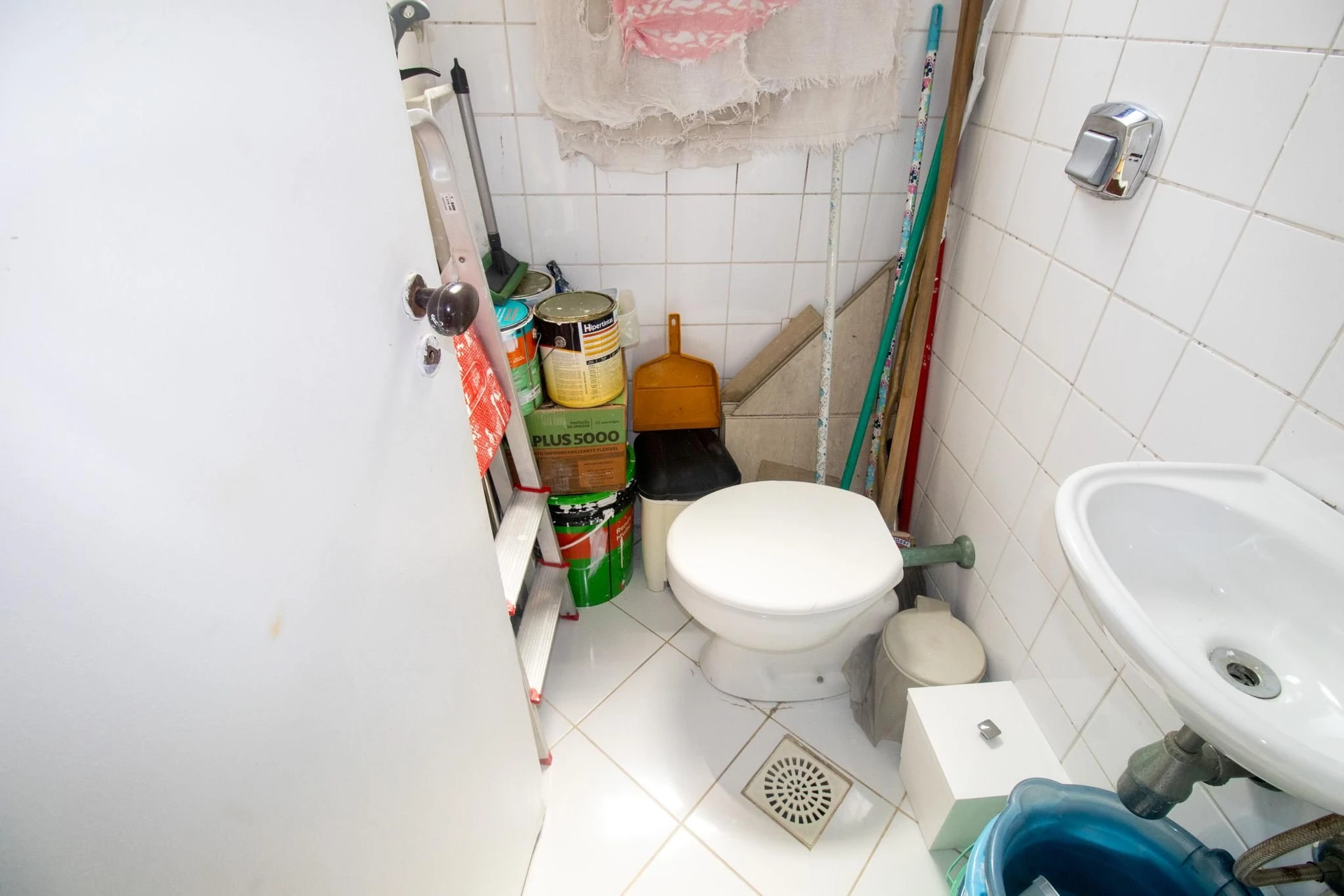 Furnished apartment with 3 bedrooms and a balcony — photo 66