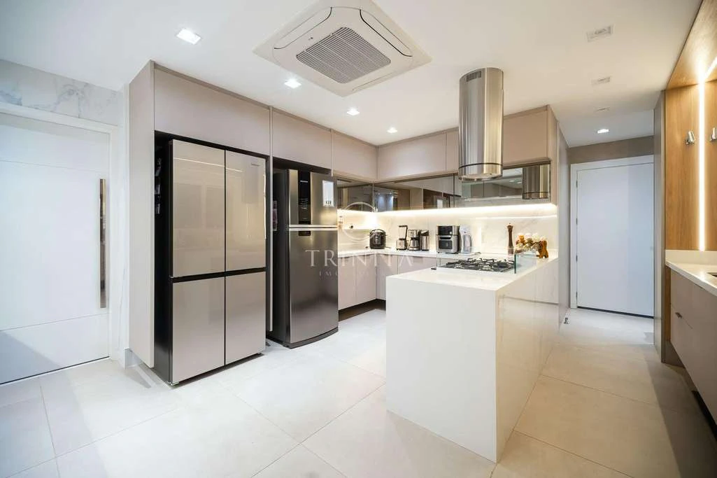 4-suite apartment with 6 bathrooms, 266 m² — photo 9