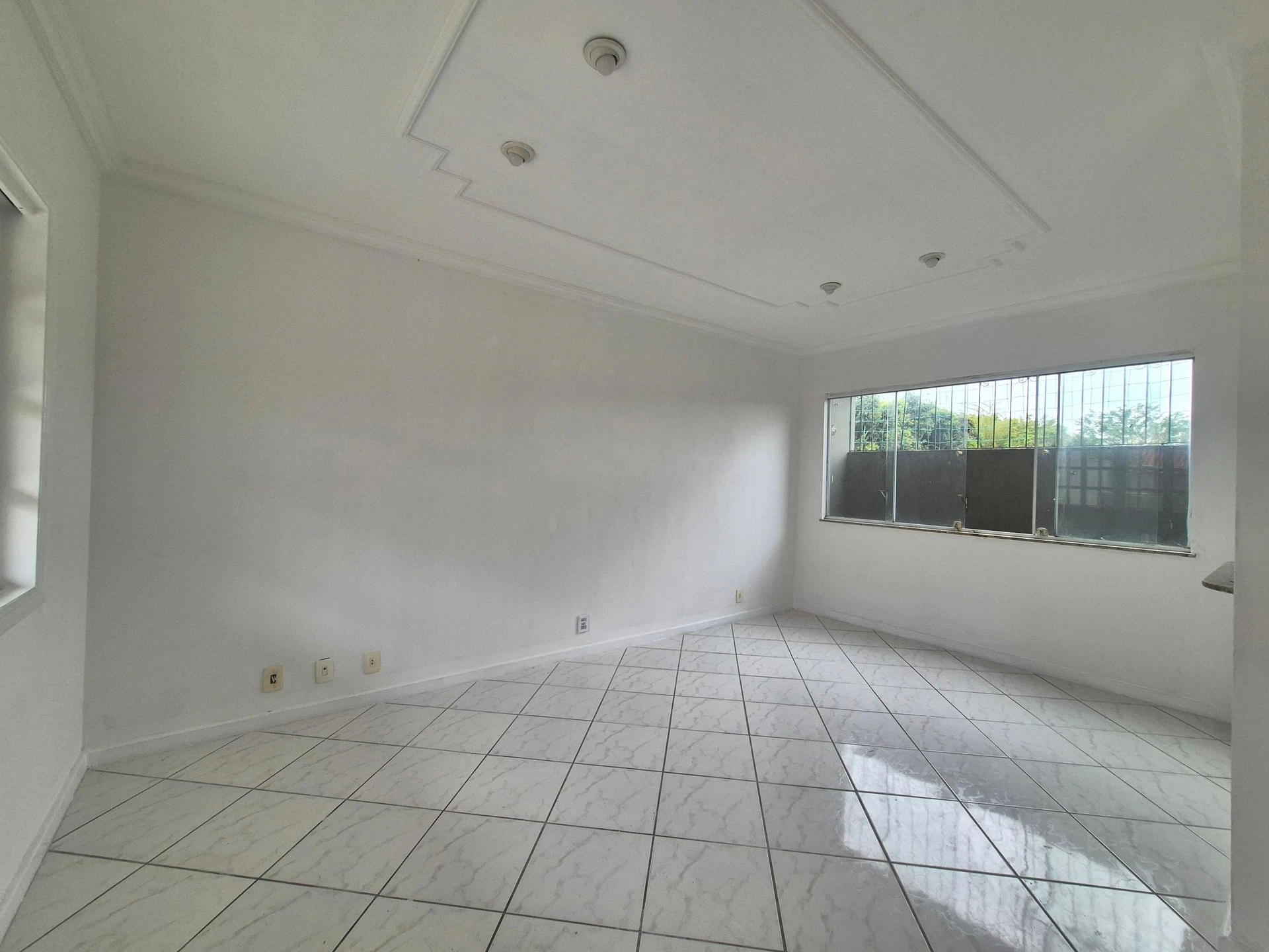 Casa sem mobília com 3 quartos e churrasqueira — photo 27