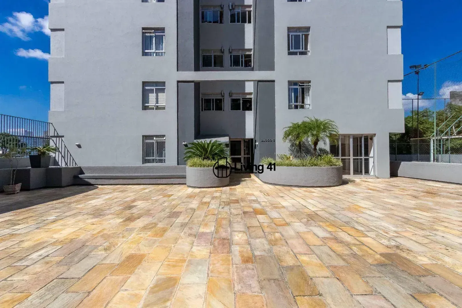 Квартира с 3 спальнями, 81 м² и 2 местами — photo 39
