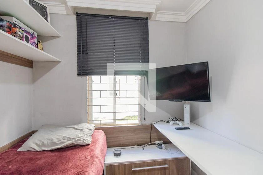 Furnished 2-bedroom apartment with private BBQ — photo 6