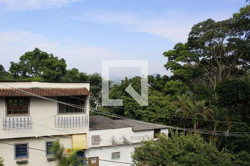 Condominium house with 4 bedrooms and 200 m² — photo 3