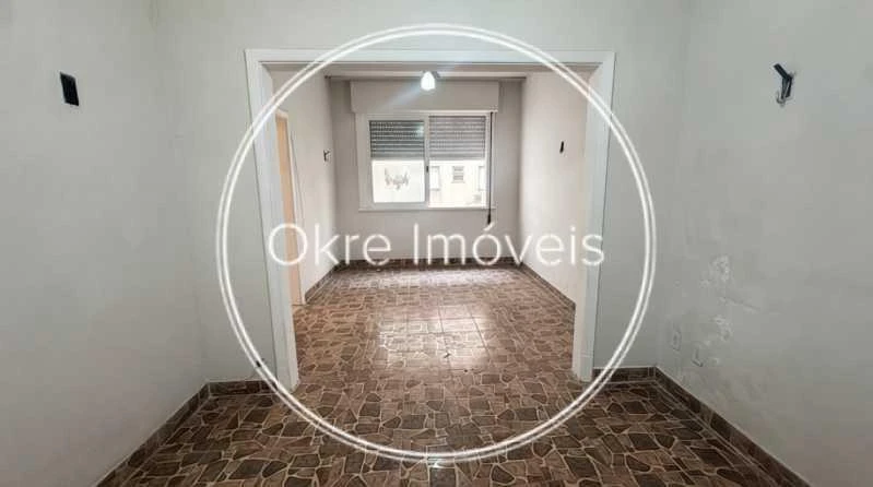 1-bedroom apartment with en-suite and closed kitchen — photo 16
