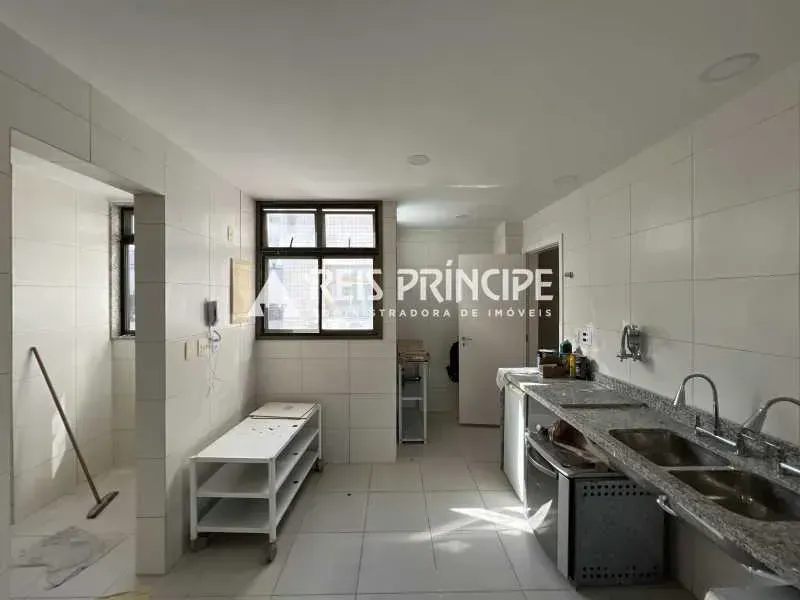 Duplex penthouse with elevator and 3 bedrooms — photo 11