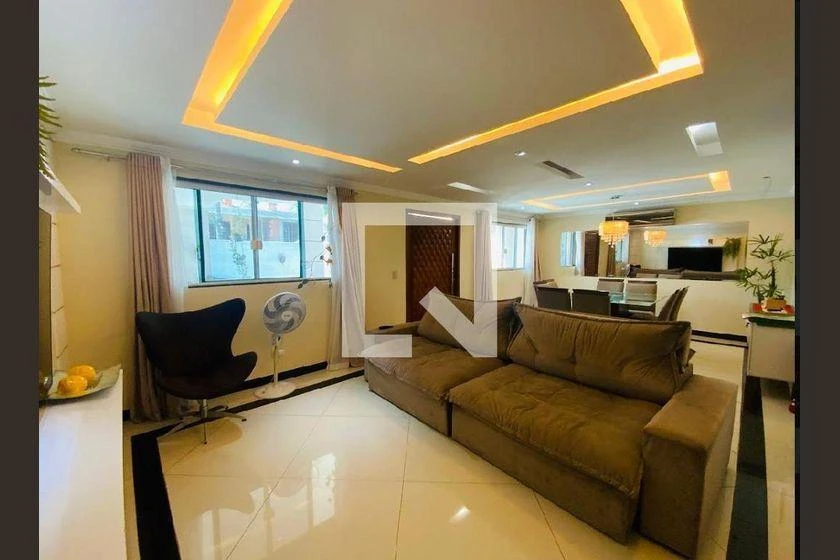 Casa amueblada de 288 m² con 4 suites y piscina — photo 2