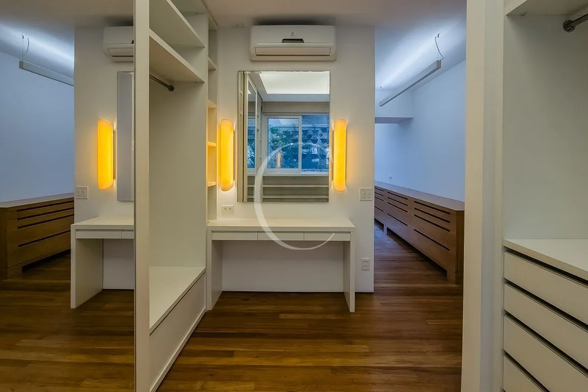 Мебльована квартира 239 м² з 3 спальнями та 2 паркомісцями — photo 18