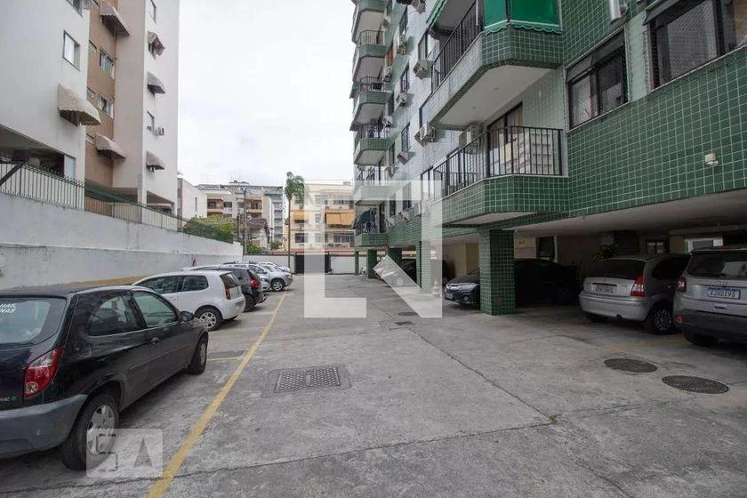 2-bedroom apartment with a washing machine — photo 33