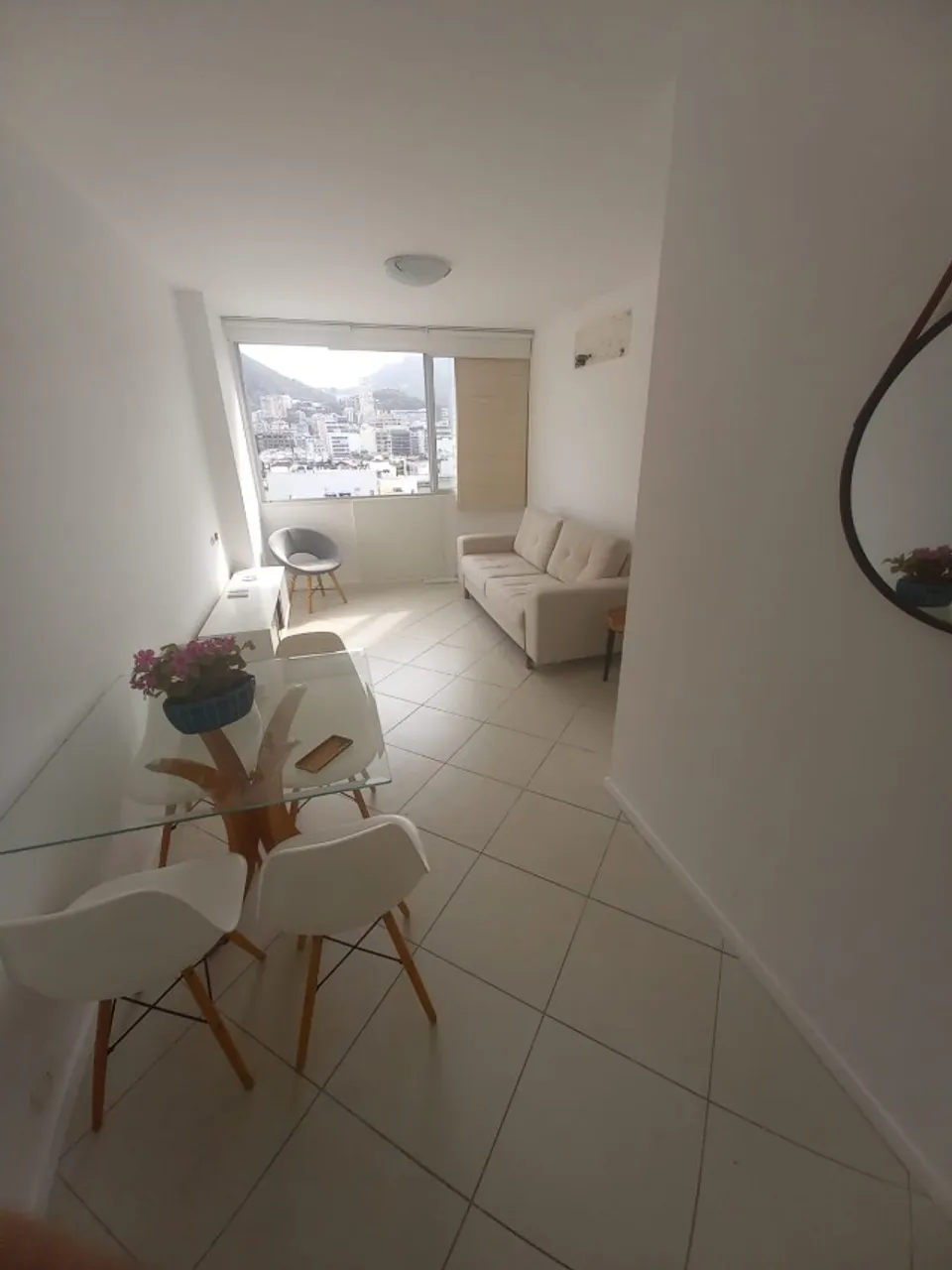 Furnished apartment with 2 bedrooms and 2 bathrooms