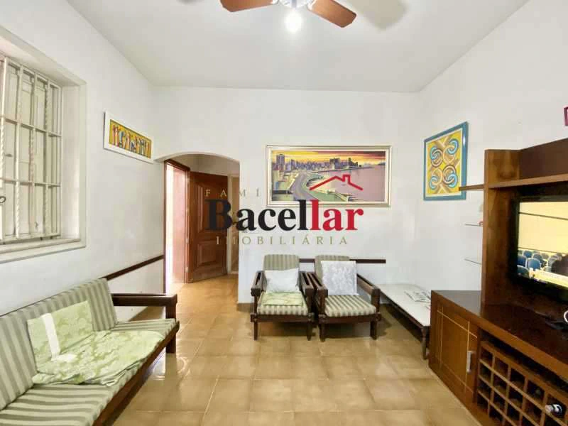 Furnished house with 4 bedrooms and a balcony — photo 7