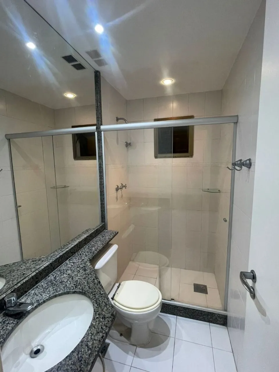 Apartment with 2 bedrooms, 3 bathrooms and 2 parking spots — photo 3