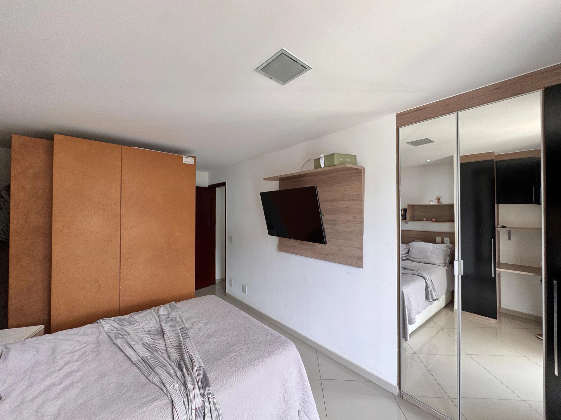 Washing machine in a 2-bedroom apartment, 115 m² — photo 29
