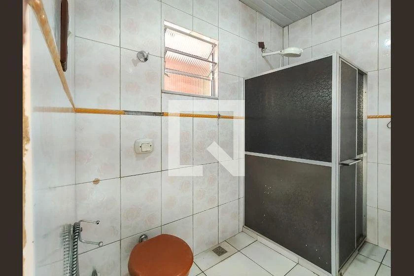 80 m² rental apartment with 2 bedrooms and enclosed kitchen — photo 47
