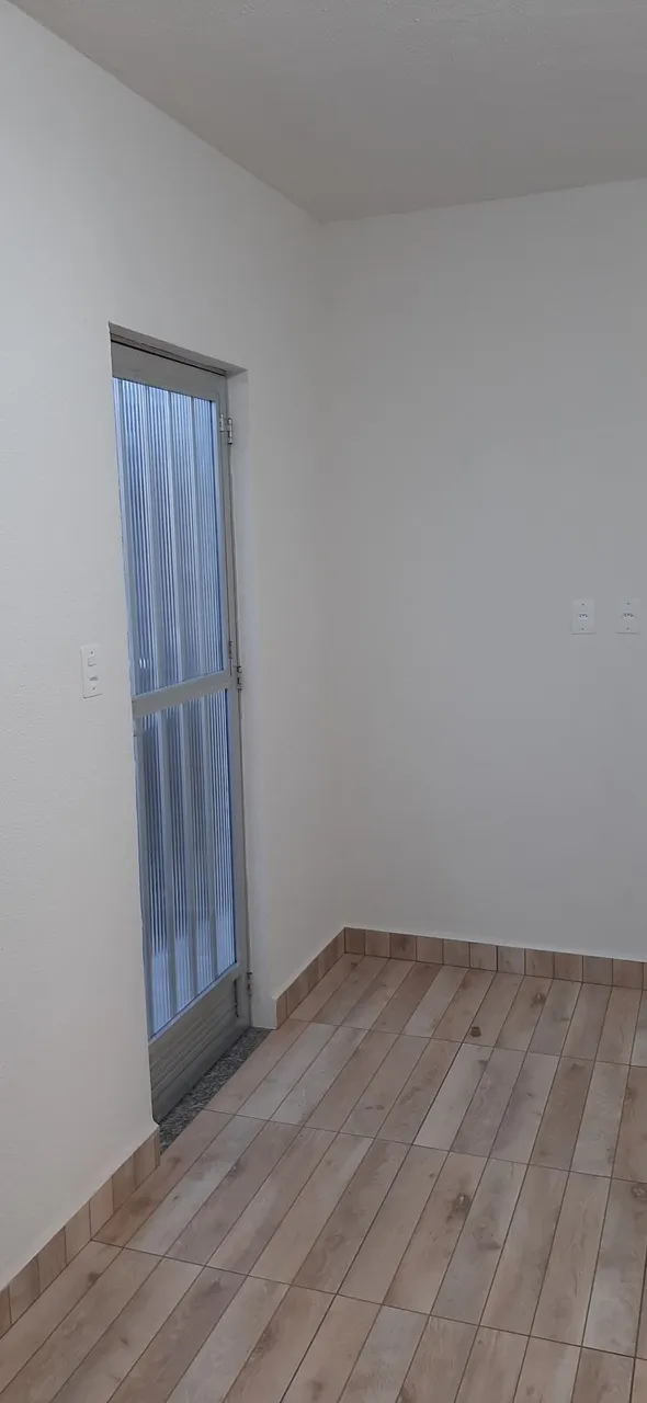 Studio-sized kitinete with 1 bedroom and compact kitchenette — photo 6