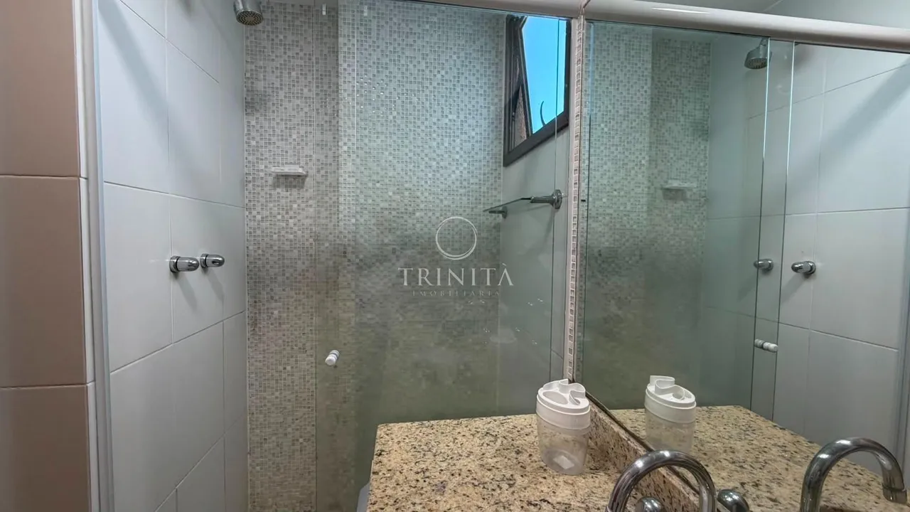 Unfurnished 2-bedroom apartment with 3 bathrooms — photo 13